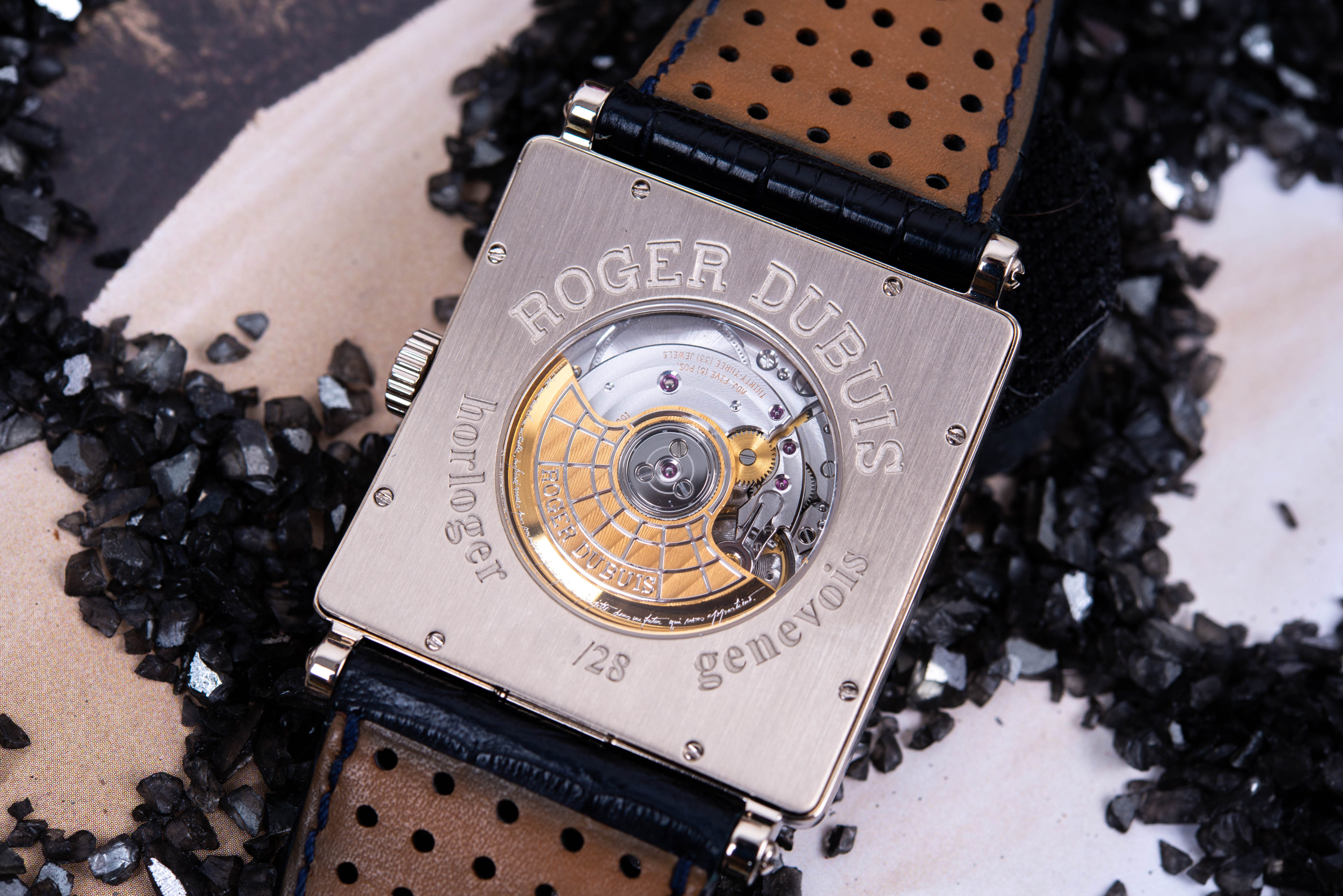 Часы Roger Dubuis Golden Square Horloger (23952) купить в Москве ...