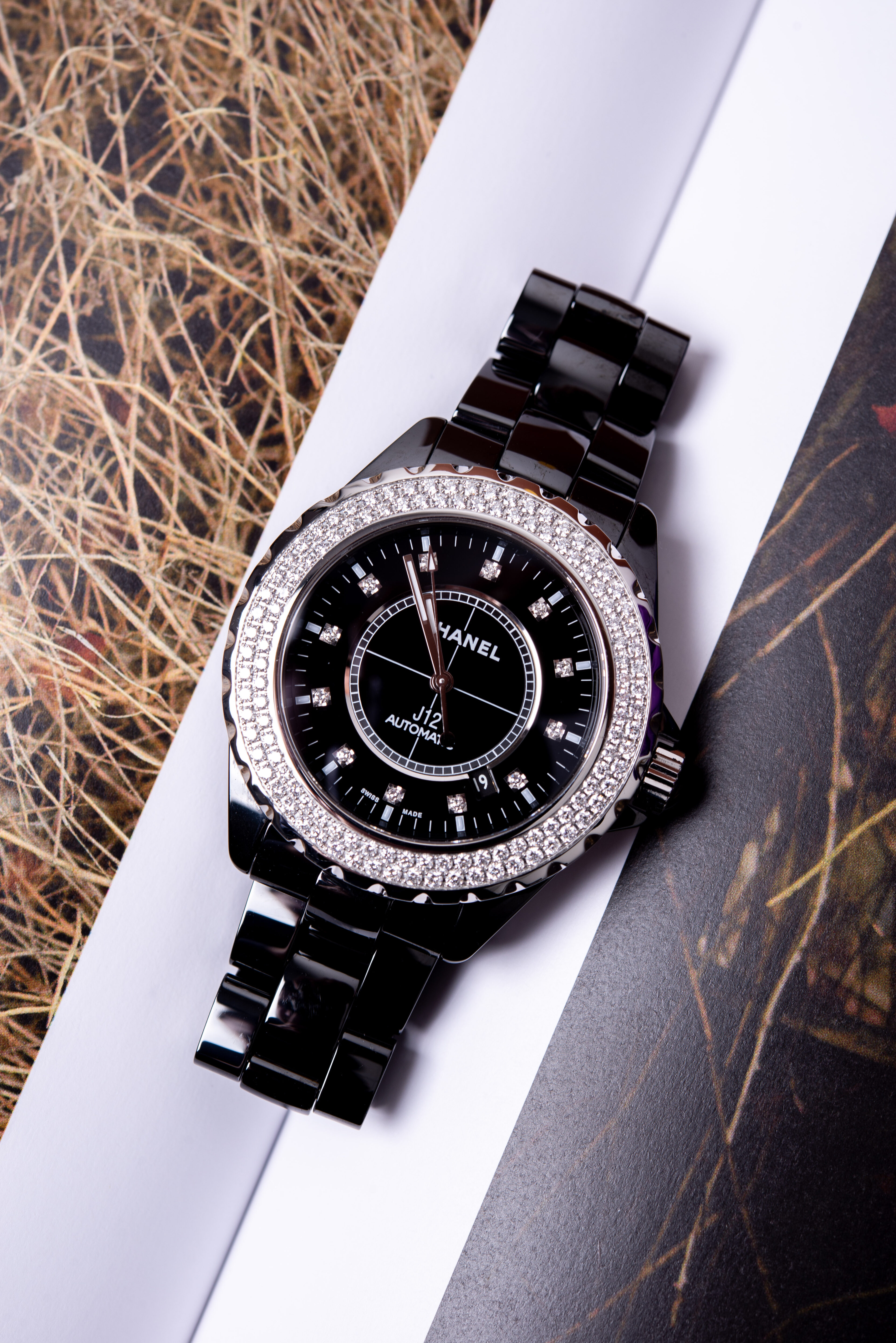 Женские часы Chanel Archive Les Intemporelles de Chanel Premiere H2147  обзор отзывы описание продажа на Luxwatchua