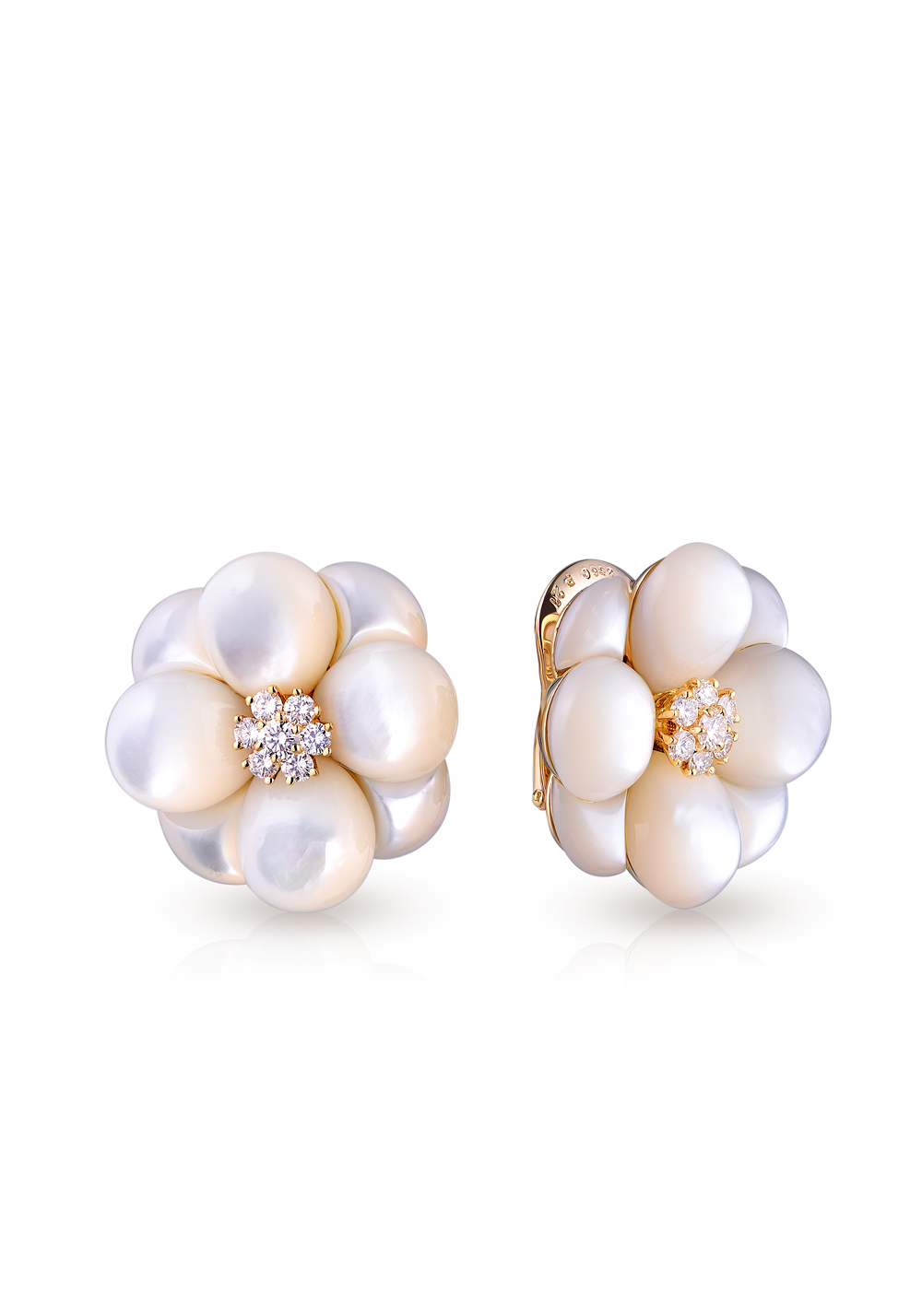 Van cleef flower hotsell earrings