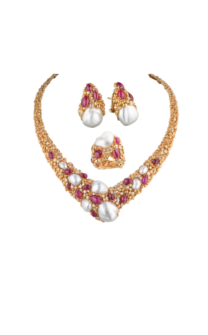 Колье Gilbert Albert Piece Unique Set in Yellow Gold with Cultured Pearl, Diamonds, Cabochon Rubies (40611)