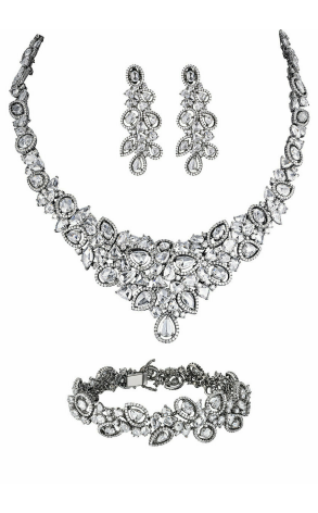 Комплект  с бриллиантами 54.0 ct. ожерелье, браслет, серьги (14926)