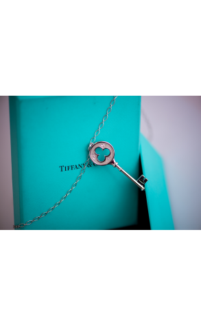 Подвеска Tiffany & Co White Gold Diamond Key Pendant (23175) №2