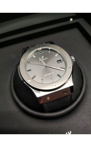Часы Hublot Classic Fusion Titanium Grey 511.NX.7071.LR (36331) №3