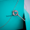 Подвеска Tiffany & Co White Gold Diamond Key Pendant (23175) №4