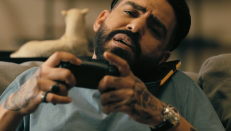 Часы Чайкина в сериале Netflix