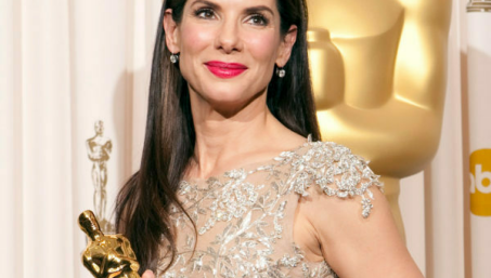 В коллекции Сандры Буллок также есть Картье. Часть 1.