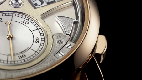 ZEITWERK DECIMAL STRIKE HONEYGOLD