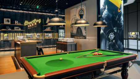 Breitling открывает магазин в Китае