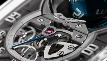 В новинке HL Sphère компания Hautlence представляет свой новый собственный механизм