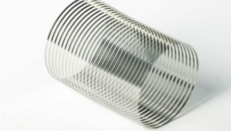 Первая цилиндрическая пружина баланса от компании Precision Engineering. Часть 2